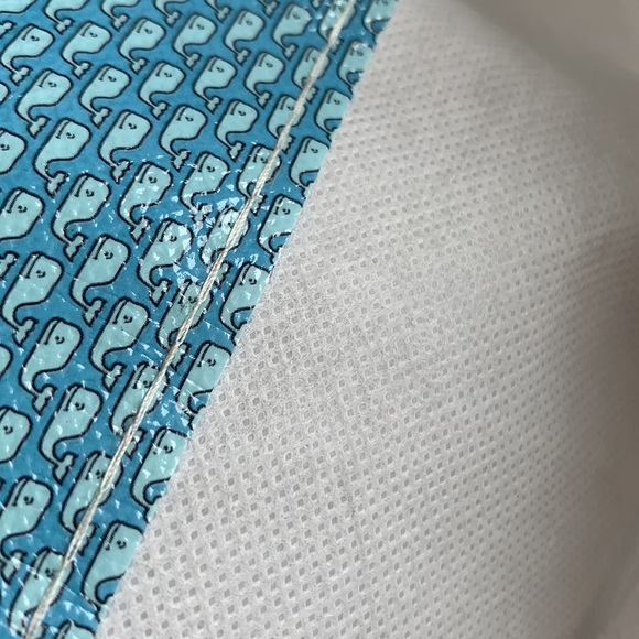 Vineyard Vines Branded Gift Packaging Collapsible Reusable - Picture 9 of 10